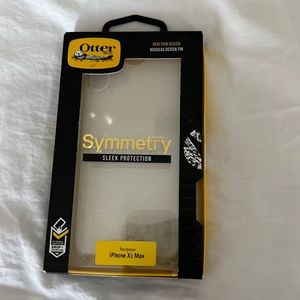 Otterbox iphone XS MAX case